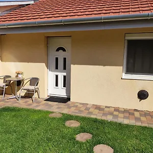 https://modern-appartmanhaz.szeged-hotels.com