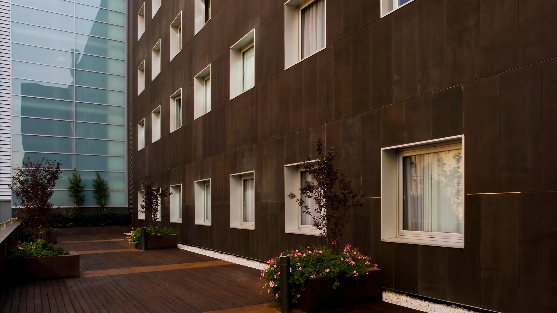 מלון Holiday Inn Express Barcelona City 22@ By Ihg