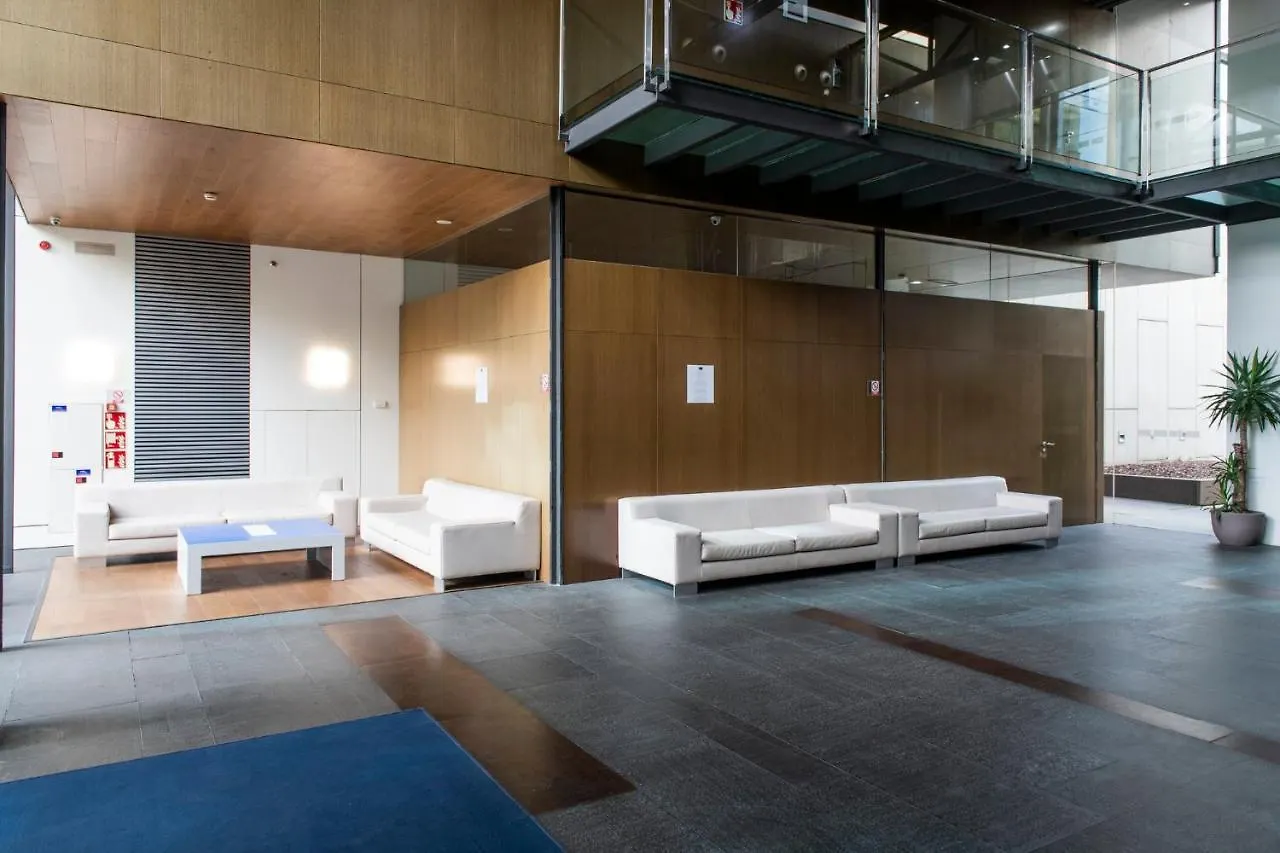 Holiday Inn Express Barcelona City 22@ By Ihg 3*,