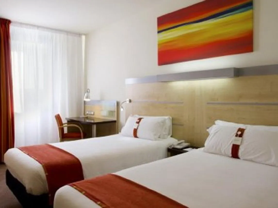 Holiday Inn Express Barcelona City 22@ By Ihg Hotel